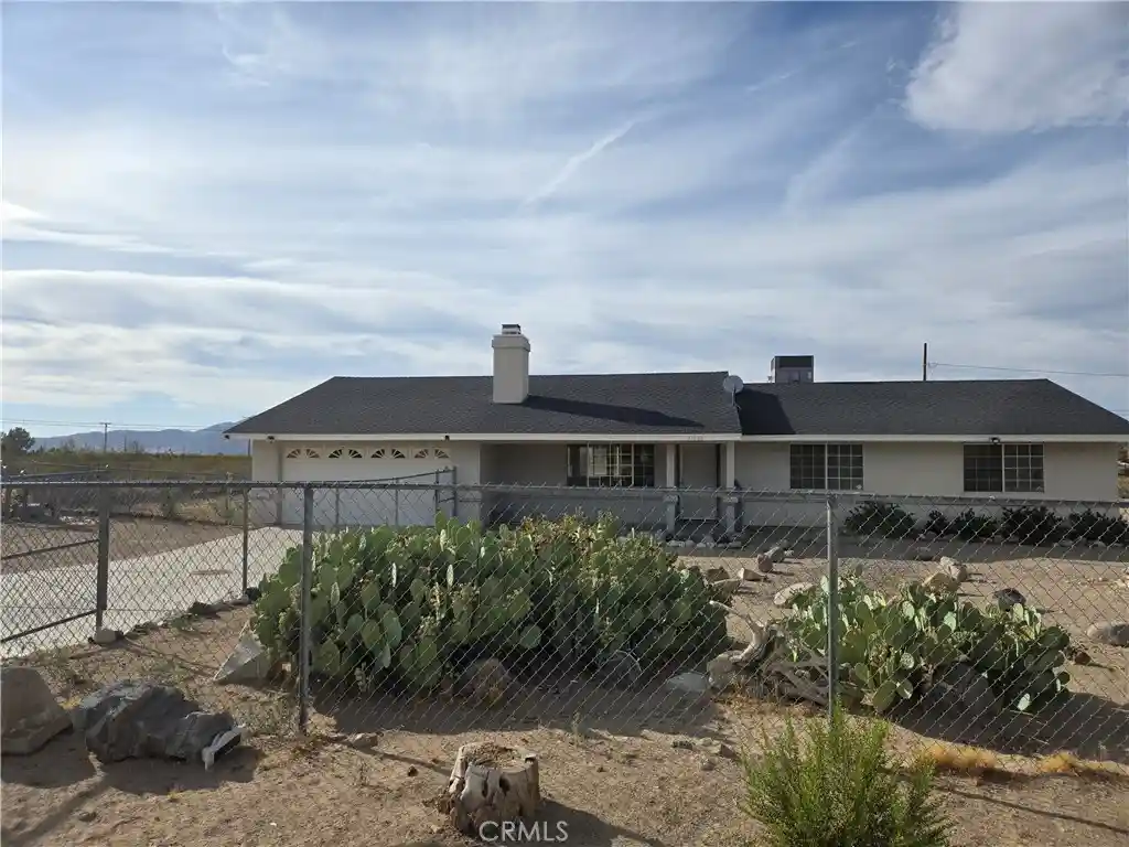 Photo 1 of Single family home for sale at 31186 Stanley, Lucerne Valley, CA 92356 | MLS# HD26178995 | Listing updated on 2026-08-20