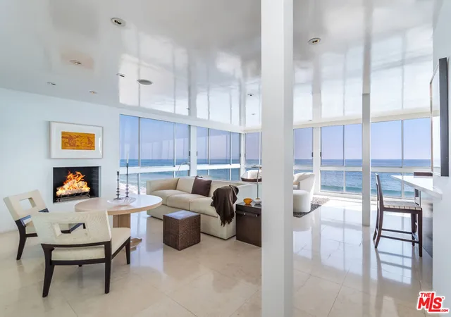 Listing Photo 5 - Condo for sale in building located at 22548 Pacific Coast Hwy, Malibu, CA 90265 - Unit #111