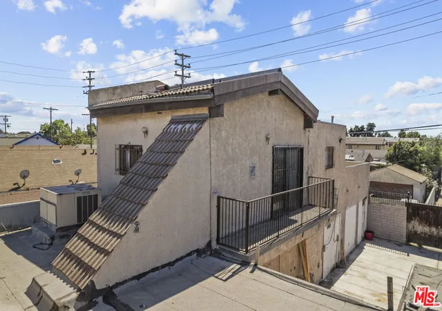 Photo 4 of Multi family home for sale at 9511 S San Pedro St, Los Angeles, CA 90003 | MLS# 26870643 | Listing updated on 2026-10-02