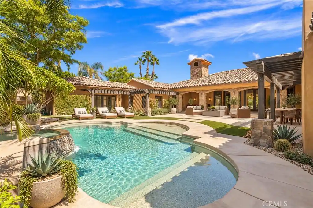 Single family home for sale at 725 Dogwood W, Palm Springs, CA 92264 | MLS# SB26180145