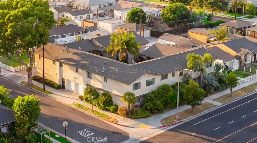 Photo 1 of Sale Pending at 1005 E Harding St, Long Beach, CA 90805 | MLS# PW26180082 | Listing updated on 2026-10-08