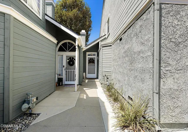 Photo 3 of Condo for sale at 1806 Rory Ln #6, Simi Valley, CA 93063 | MLS# 226003926 | Listing updated on 2026-09-27