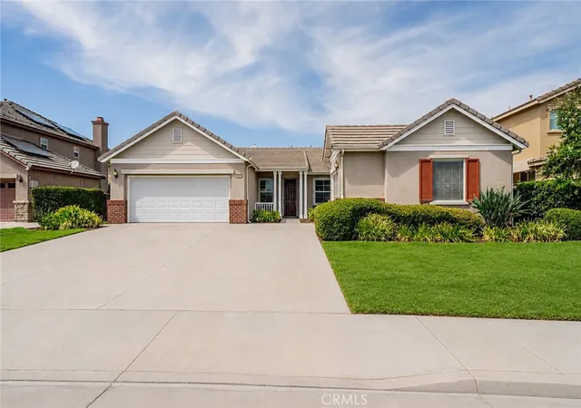 Photo 2 of Sale Pending at 26614 Bay Ave, Moreno Valley, CA 92555 | MLS# CV26179058 | Listing updated on 2026-09-11