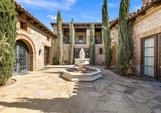 Photo 4 of Single family home for sale at 53031 Via Savona, La Quinta, CA 92253 | MLS# 219151526DA | Listing updated on 2026-09-04