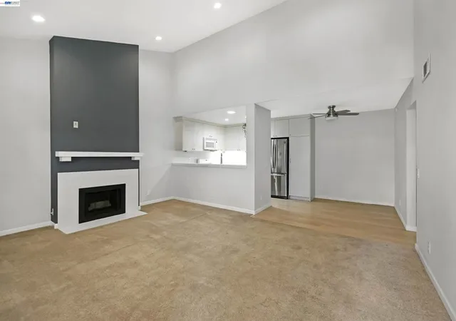 Photo 2 of Condo for sale at 37168 Meadowbrook Cmn #304, Fremont, CA 94536 | MLS# 41145309 | Listing updated on 2026-09-13