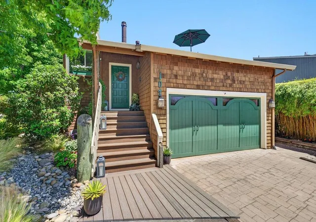 Photo 1 of Townhouse for sale at 107 Bar Harbor Ct, Aptos, CA 95003 | MLS# ML82057996 | Listing updated on 2026-10-12