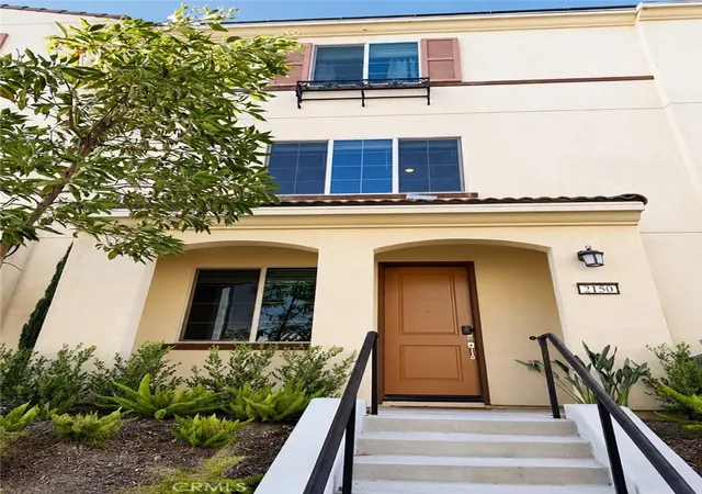 Listing Photo 1 - Condo for sale in building located at 2150 Willow Wisp, Upland, CA 91786