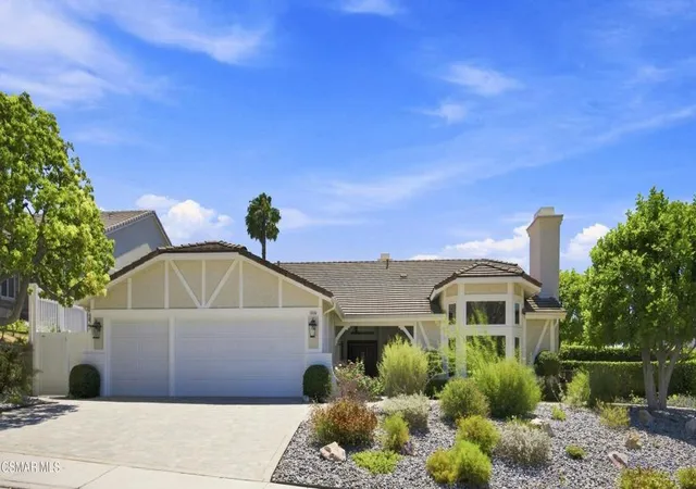 Photo 1 of Sale Pending at 5500 Liverpool Ct, Oak Park, CA 91377 | MLS# 226003931 | Listing updated on 2026-10-08