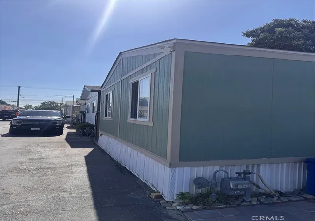 Photo 2 of Manufactured home for sale at 15325 F#16 Orange, Paramount, CA 90723 | MLS# DW26180562 | Listing updated on 2026-09-13