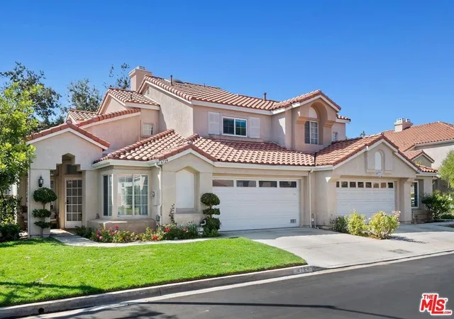 Photo 1 of Condo for sale at 4724 Rhapsody Dr, Oak Park, CA 91377 | MLS# 26873729 | Listing updated on 2026-10-09