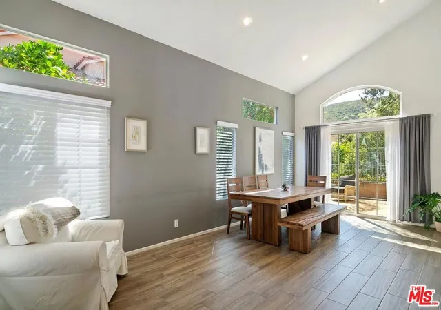 Photo 3 of Condo for sale at 4724 Rhapsody Dr, Oak Park, CA 91377 | MLS# 26873729 | Listing updated on 2026-10-09