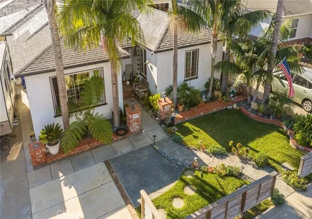 Photo 3 of Sale Pending at 509 S Seaward, Ventura, CA 93003 | MLS# SR26179292 | Listing updated on 2026-10-07