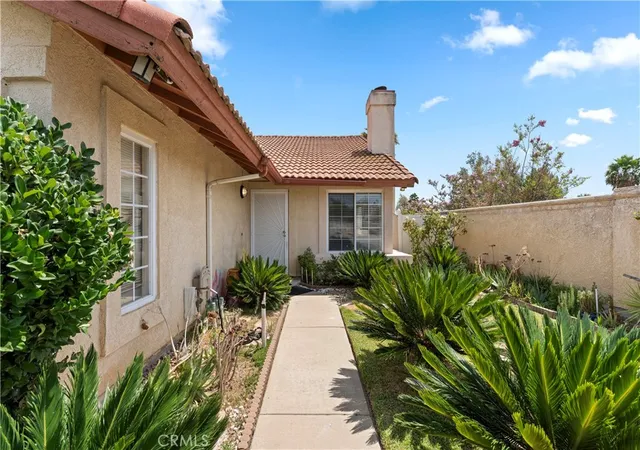 Photo 3 of Sale Pending at 39998 Quigley, Murrieta, CA 92562 | MLS# SW26180357 | Listing updated on 2026-09-30