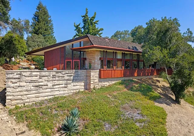 Photo 3 of Single family home for sale at 999 N Rodeo Gulch Rd, Soquel, CA 95073 | MLS# ML82058047 | Listing updated on 2026-09-13
