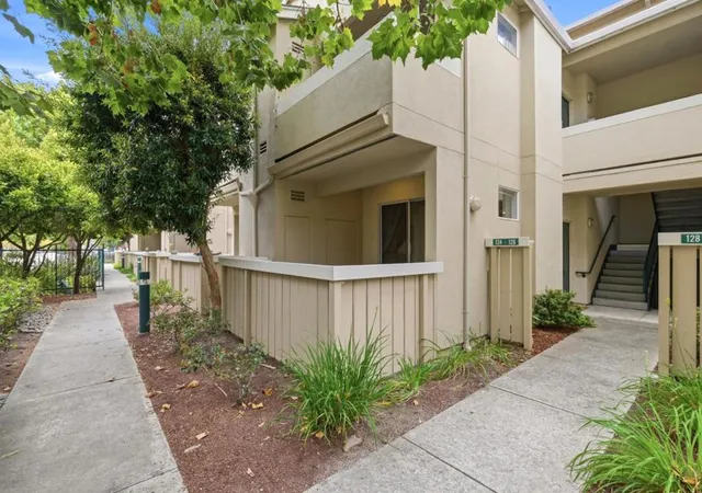 Photo 1 of Condo for sale at 124 Everson Dr, Santa Cruz, CA 95060 | MLS# ML82058049 | Listing updated on 2026-10-12