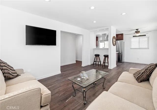 Photo 2 of Single family home for sale at 1213 E Virginia Way, Barstow, CA 92311 | MLS# AR26148719 | Listing updated on 2026-10-05