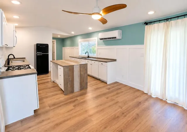 Photo 3 of Manufactured home for sale at 69333 E Palm Cyn Dr #179, Cathedral City, CA 92234 | MLS# 219151548DA | Listing updated on 2026-10-06