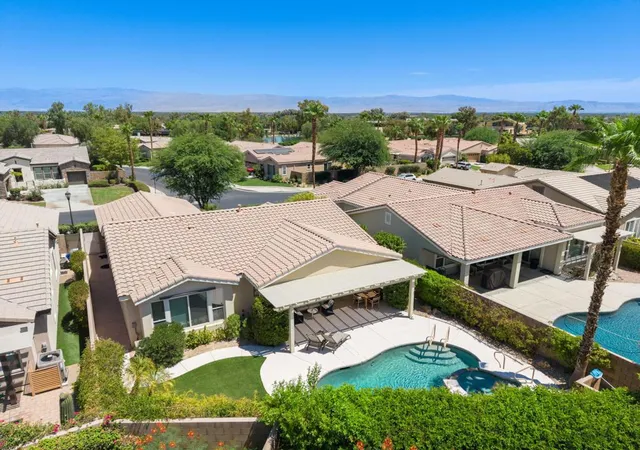 Photo 2 of Single family home for sale at 60945 Living Stone Dr, La Quinta, CA 92253 | MLS# 219151549DA | Listing updated on 2026-09-04
