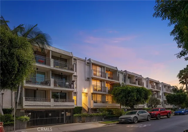 6151 Orange St, 6151 Orange St, Los Angeles, CA 90048