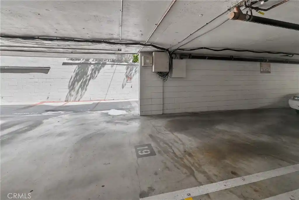 Listing Photo 41 - Condo for sale in The Vogue Condominiums located at 6151 Orange St, Los Angeles, CA 90048 - Unit #308