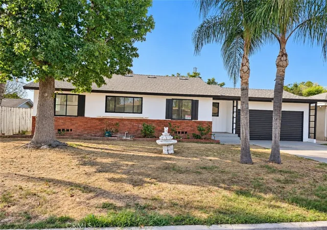Photo 3 of Single family home for sale at 237 W Van Koevering St, Rialto, CA 92376 | MLS# CV26180852 | Listing updated on 2026-10-10