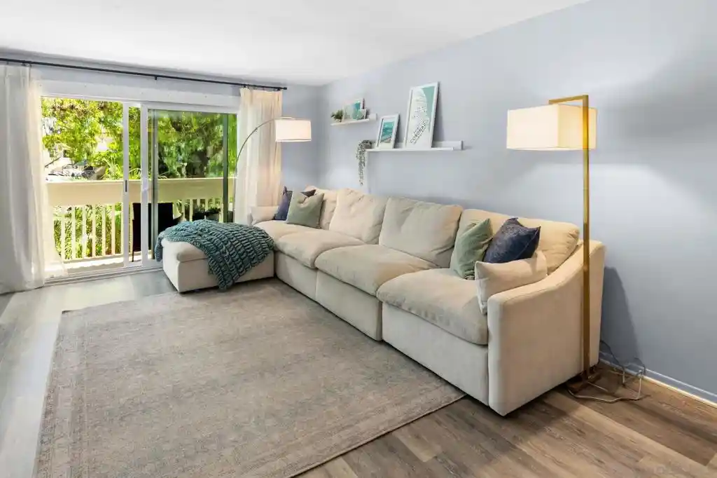 Listing Photo 2 - Condo for sale in 500 E located at 500 E, Coronado, CA 92118 - Unit 500 East