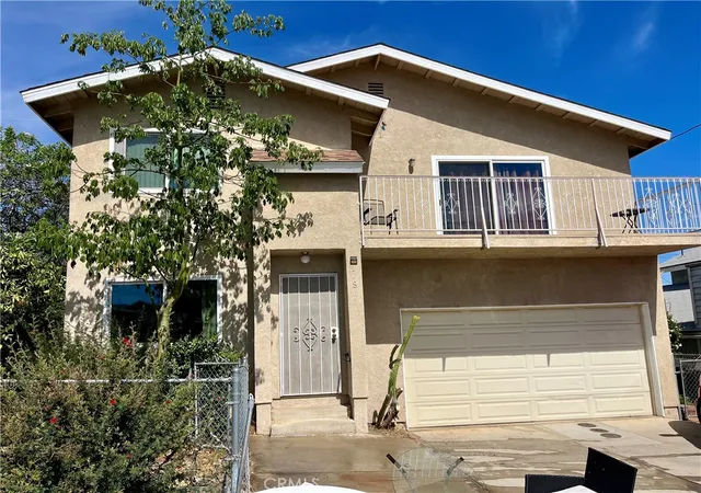 Photo 1 of Single family home for sale at 32865 Pepper Dr, Lake Elsinore, CA 92530 | MLS# PW26177094 | Listing updated on 2026-10-10