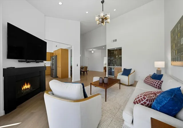 Photo 4 of Condo for sale at 54960 Shoal Crk, La Quinta, CA 92253 | MLS# 219151567DA | Listing updated on 2026-10-08