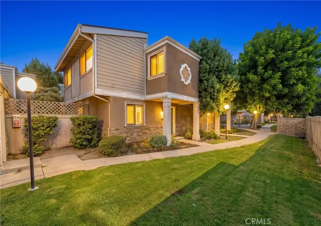 Townhouse for sale at 10730 Woodley Ave #7, Granada Hills, CA 91344 | MLS# SR26181080