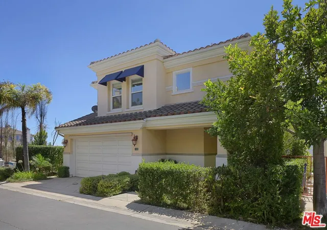 Photo 2 of Single family home for sale at 1492 Paseo De Oro, Pacific Palisades, CA 90272 | MLS# 26874017 | Listing updated on 2026-09-28