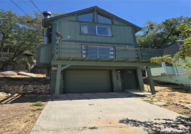 Photo 1 of Single family home for sale at 33460 Lakeview Dr, Running Springs, CA 92382 | MLS# CV26181056 | Listing updated on 2026-10-01