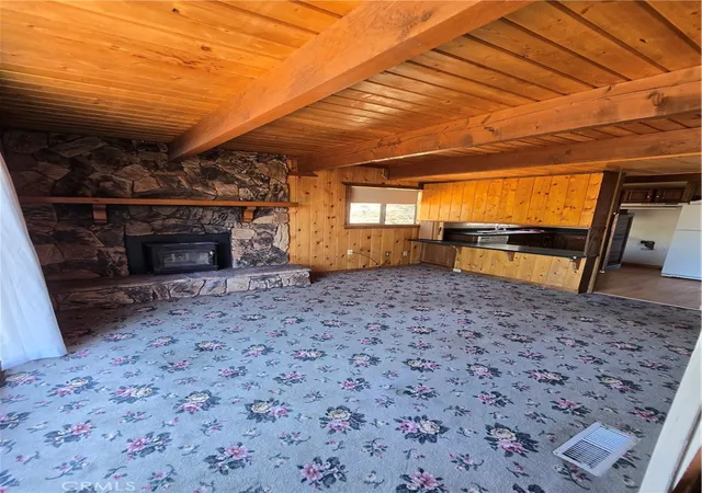 Photo 3 of Single family home for sale at 33460 Lakeview Dr, Running Springs, CA 92382 | MLS# CV26181056 | Listing updated on 2026-10-01