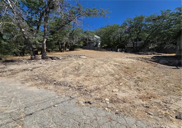 Photo 2 of Land for sale at 33460 Lakeview, Running Springs, CA 92382 | MLS# CV26181021 | Listing updated on 2026-10-02