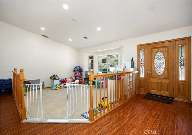 Photo 3 of Single family home for sale at 14664 Pamlico Rd, Apple Valley, CA 92307 | MLS# SR26179841 | Listing updated on 2026-09-13