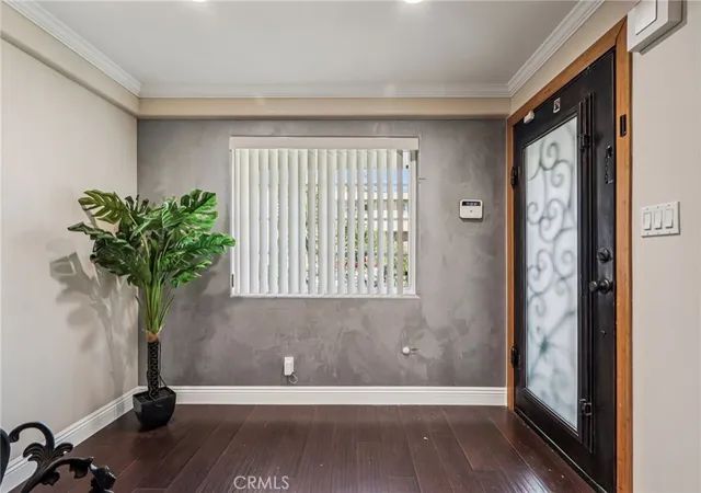 Photo 3 of Single family home for sale at 4520 Kingswell Ave, Los Angeles, CA 90027 | MLS# SR26181325 | Listing updated on 2026-09-13