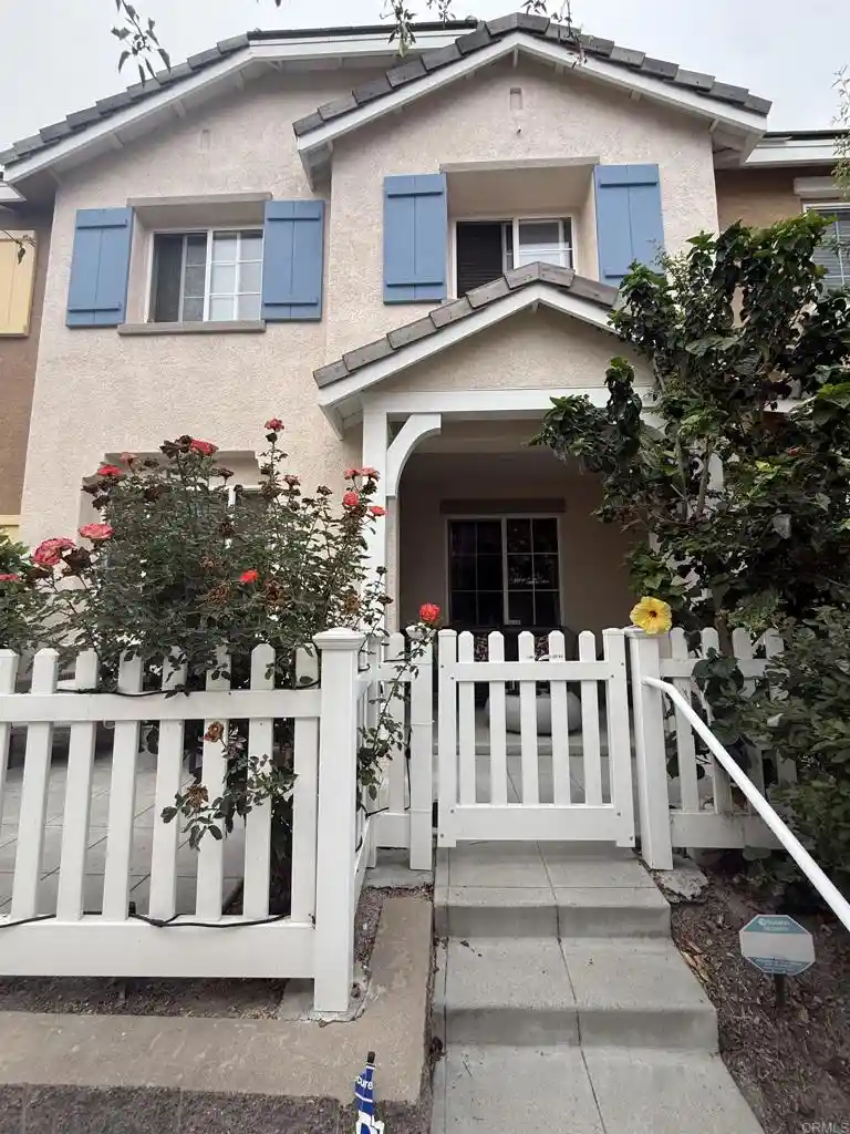 Photo 1 of Sale Pending at 1460 Canvas Dr #4, Chula Vista, CA 91913 | MLS# PTP2606326 | Listing updated on 2026-10-20
