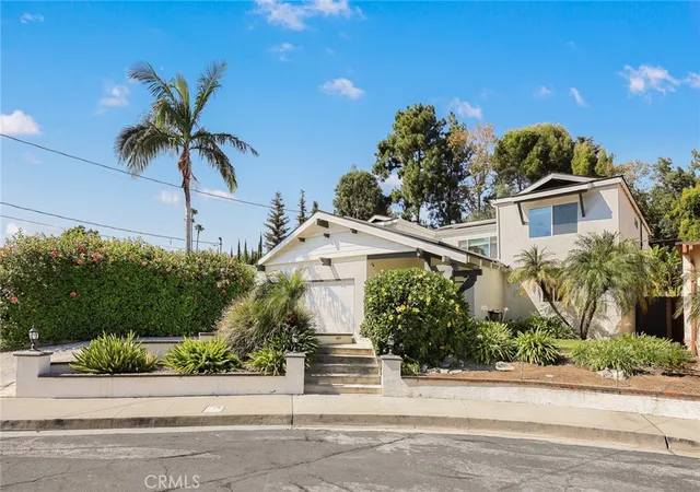 Photo 3 of Single family home for sale at 3929 El Moreno, La Crescenta, CA 91214 | MLS# GD26179144 | Listing updated on 2026-09-27