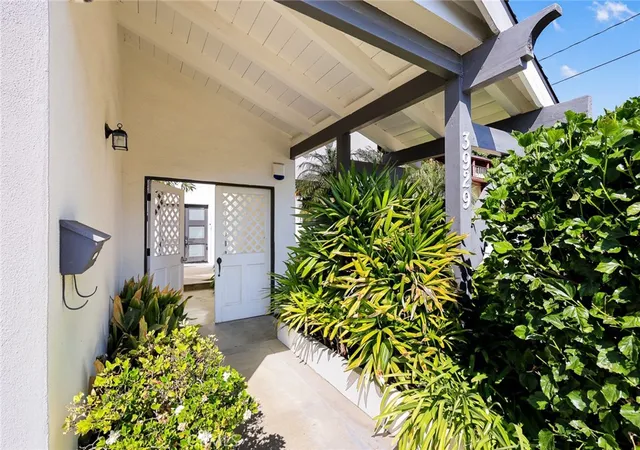 Photo 4 of Single family home for sale at 3929 El Moreno, La Crescenta, CA 91214 | MLS# GD26179144 | Listing updated on 2026-09-27