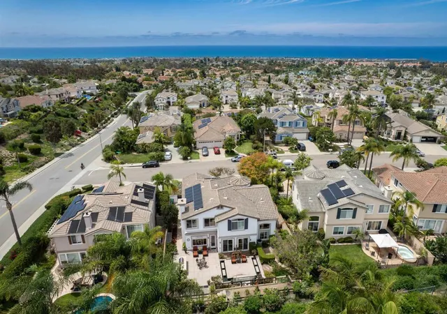 Photo 3 of Sale Pending at 6740 Camphor Pl, Carlsbad, CA 92011 | MLS# NDP2607776 | Listing updated on 2026-10-01
