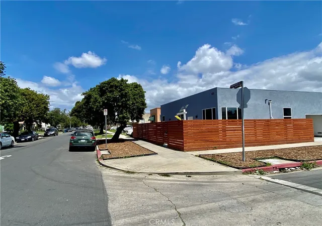 Photo 3 of Multi family home for sale at 1939 W 36th Place, Los Angeles, CA 90018 | MLS# SB26181400 | Listing updated on 2026-09-29