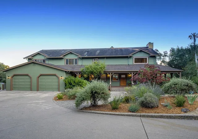 Photo 1 of Single family home for sale at 700 Meadowridge Rd, Watsonville, CA 95076 | MLS# ML82057724 | Listing updated on 2026-10-05