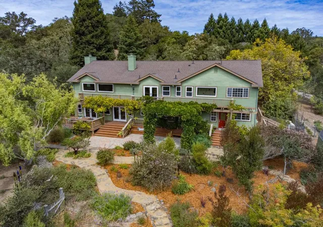 Photo 3 of Single family home for sale at 700 Meadowridge Rd, Watsonville, CA 95076 | MLS# ML82057724 | Listing updated on 2026-10-05