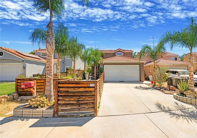 Photo 1 of Single family home for sale at 1056 Dahlia Ct, Hemet, CA 92545 | MLS# SW26180996 | Listing updated on 2026-10-03