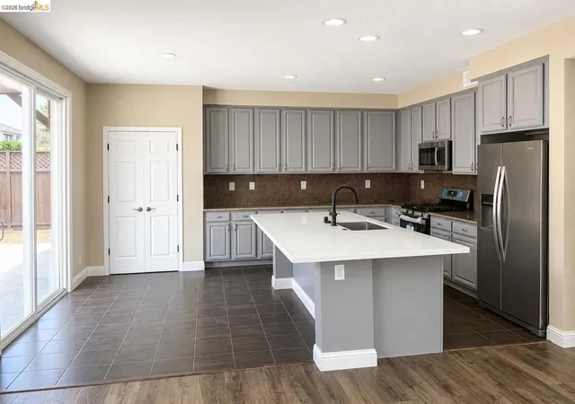 Photo 3 of Single family home for sale at 39 Keith Ct, Oakley, CA 94561 | MLS# 41145416 | Listing updated on 2026-09-19