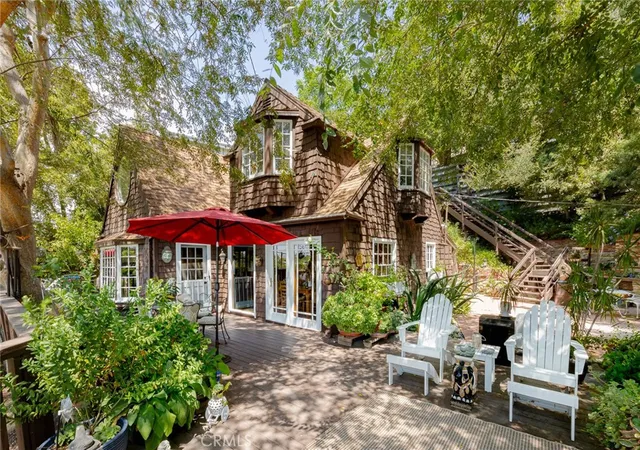Photo 1 of Single family home for sale at 21008 Bandera, Woodland Hills, CA 91364 | MLS# SR26181483 | Listing updated on 2026-09-20