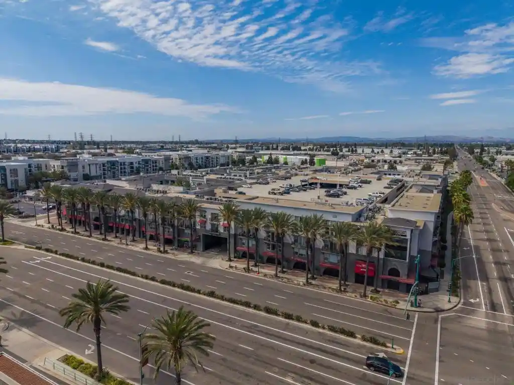 Listing Photo 47 - Condo for sale in 1801 E Katella Ave located at 1801 E Katella Ave, Anaheim, CA 92805 - Unit #4023
