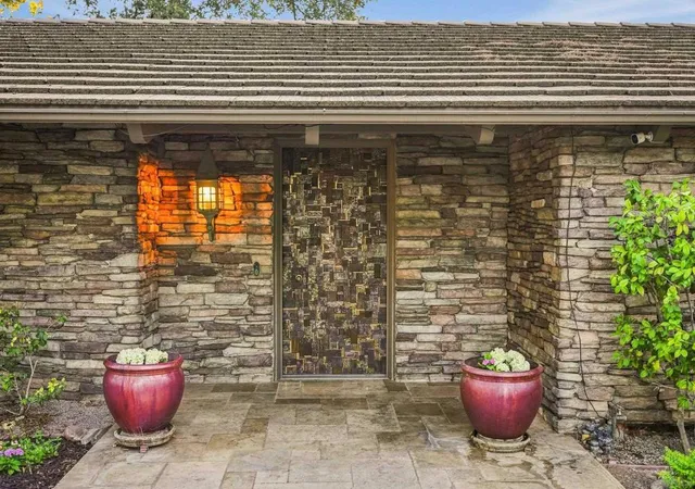 Photo 3 of Sale Pending at 1954 Oak View Rd, Alpine, CA 91901 | MLS# 260020262SD | Listing updated on 2026-09-04