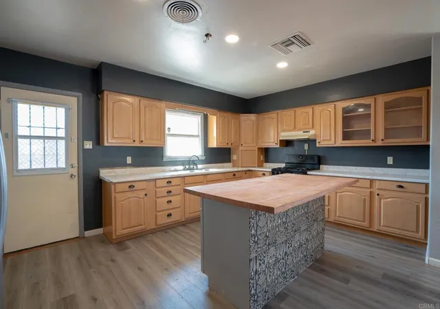 Photo 4 of Single family home for sale at 361 N 1st Street, Blythe, CA 92225 | MLS# NDP2607788 | Listing updated on 2026-10-06