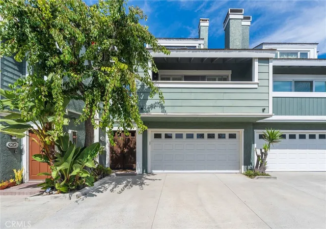 Photo 3 of Townhouse for sale at 503 2nd, Hermosa Beach, CA 90254 | MLS# SB26181495 | Listing updated on 2026-10-11