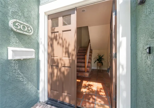 Photo 4 of Townhouse for sale at 503 2nd, Hermosa Beach, CA 90254 | MLS# SB26181495 | Listing updated on 2026-10-11